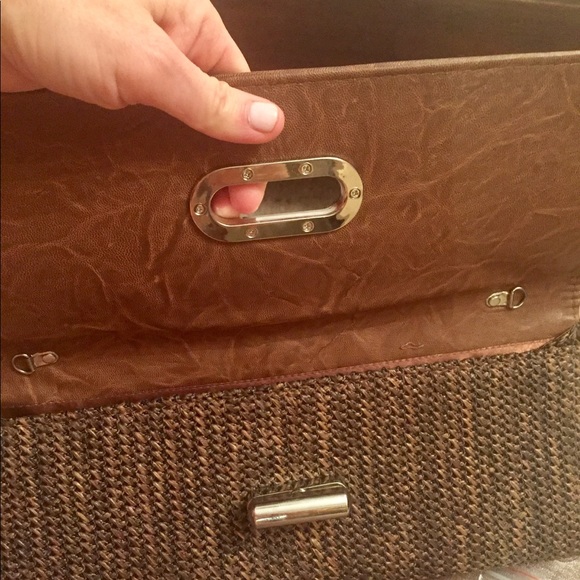 Clutch - Picture 3 of 6